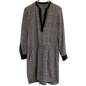 Vince 100% Silk V-Neck Dress Roll Tab Sleeves Size Medium Career Quiet Luxury